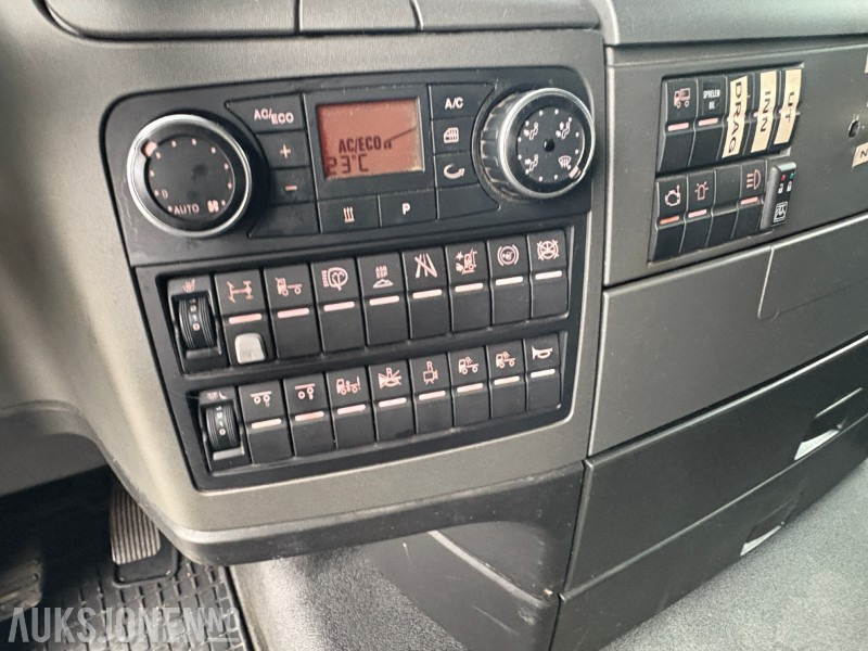 2017 MAN TGX 650 krokløft - KUN 127 766 km - 21 tonn kapasitet på krok - Pacēlājs ar āķi: foto 3 2017 MAN TGX 650 krokløft - KUN 127 766 km - 21 tonn kapasitet på krok - Pacēlājs ar āķi: foto 3