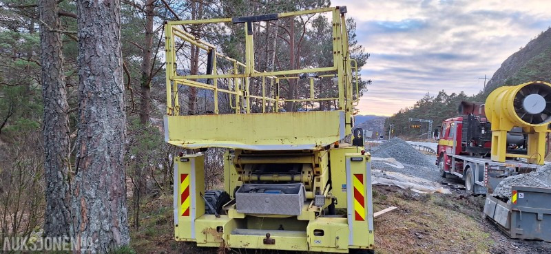 2017 MEC 3392RT-T Terrengsakselift – 4WD – Stor plattform – rep objekt - Pacēlājs: foto 3 2017 MEC 3392RT-T Terrengsakselift – 4WD – Stor plattform – rep objekt - Pacēlājs: foto 3