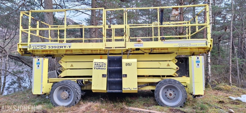 2017 MEC 3392RT-T Terrengsakselift – 4WD – Stor plattform – rep objekt - Pacēlājs: foto 2 2017 MEC 3392RT-T Terrengsakselift – 4WD – Stor plattform – rep objekt - Pacēlājs: foto 2