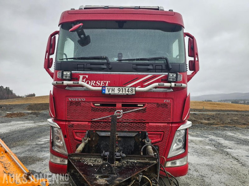 2017 Volvo FH 540 Tippbil med full brøytehydraulikk og planvibrator -Nye dekk for sesong(!!) - Kravas automašīna pašizgāzējs: foto 3 2017 Volvo FH 540 Tippbil med full brøytehydraulikk og planvibrator -Nye dekk for sesong(!!) - Kravas automašīna pašizgāzējs: foto 3