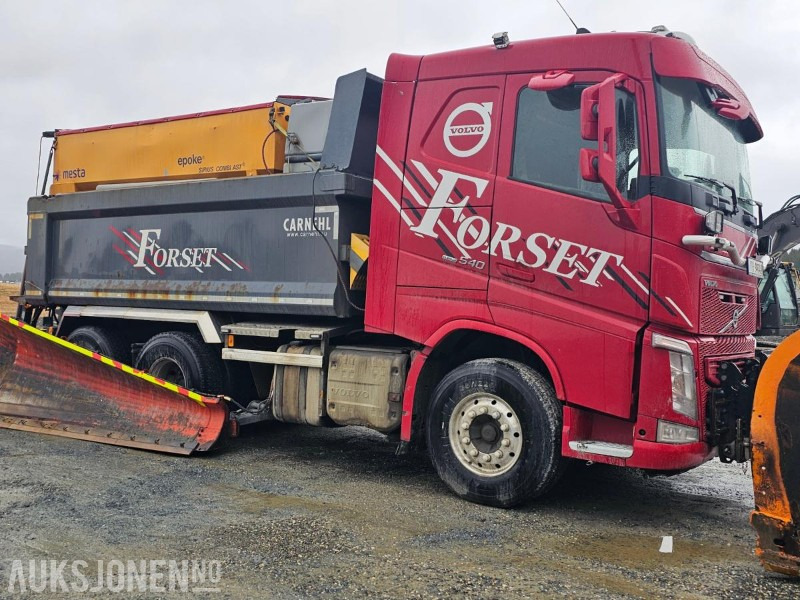 2017 Volvo FH 540 Tippbil med full brøytehydraulikk og planvibrator -Nye dekk for sesong(!!) - Kravas automašīna pašizgāzējs: foto 5 2017 Volvo FH 540 Tippbil med full brøytehydraulikk og planvibrator -Nye dekk for sesong(!!) - Kravas automašīna pašizgāzējs: foto 5