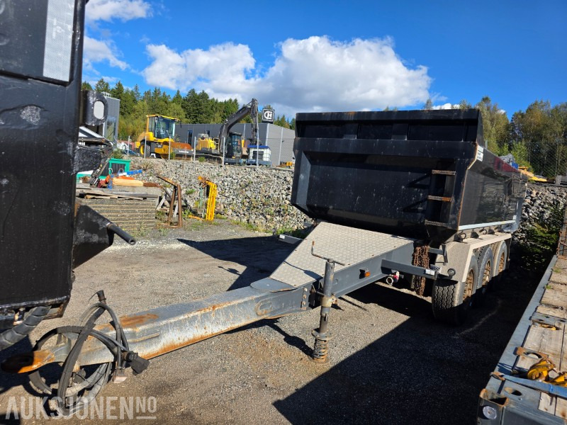 2017 Volvo FH16 tippbil med tipphenger + Maur bilpåbygg trippelkjerre - EURO6 - Nylig EU godkjent - Kravas automašīna pašizgāzējs: foto 3 2017 Volvo FH16 tippbil med tipphenger + Maur bilpåbygg trippelkjerre - EURO6 - Nylig EU godkjent - Kravas automašīna pašizgāzējs: foto 3