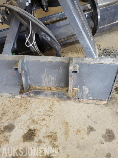 2018 Bobcat Grader 213 - Veiskrape til Bobcat - Celtniecības maisītājs: foto 2 2018 Bobcat Grader 213 - Veiskrape til Bobcat - Celtniecības maisītājs: foto 2