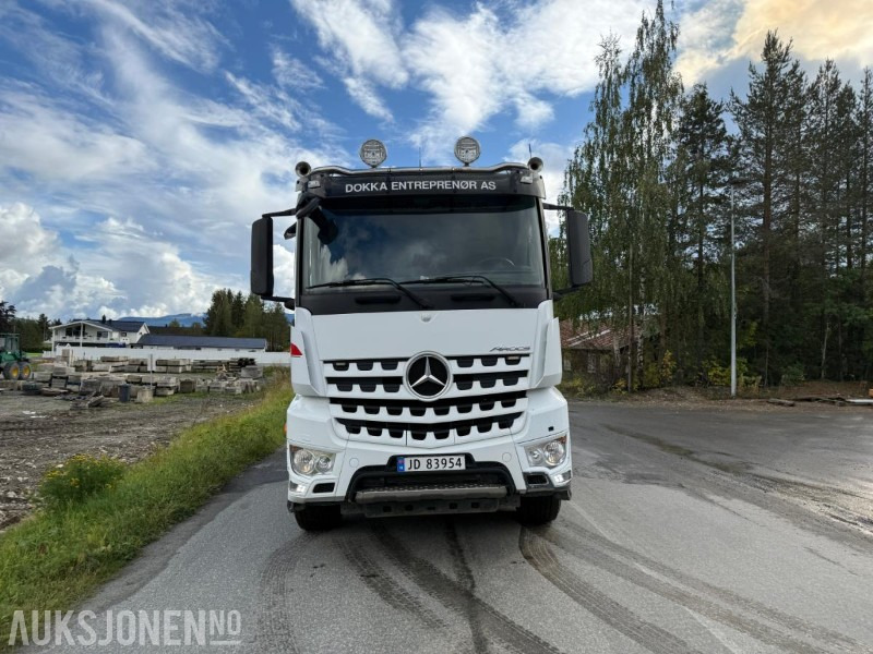 2018 Mercedes-Benz Arocs 2658 Euro 6 - Kravas automašīna pašizgāzējs: foto 2 2018 Mercedes-Benz Arocs 2658 Euro 6 - Kravas automašīna pašizgāzējs: foto 2