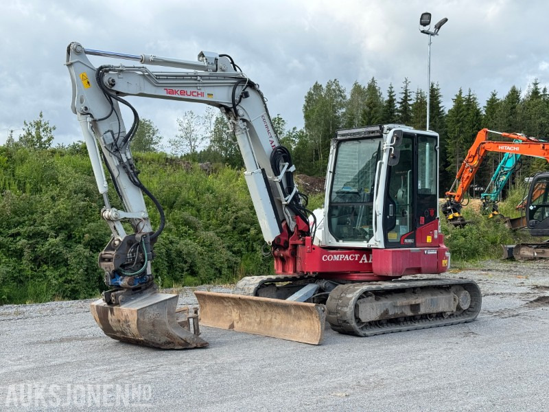 2018 Takeuchi TB280FR – 8,5-tonns gravemaskin med Side-to-Side Boom, tilt, sentralsmøring og 2 skuffer - Ekskavators: foto 1 2018 Takeuchi TB280FR – 8,5-tonns gravemaskin med Side-to-Side Boom, tilt, sentralsmøring og 2 skuffer - Ekskavators: foto 1