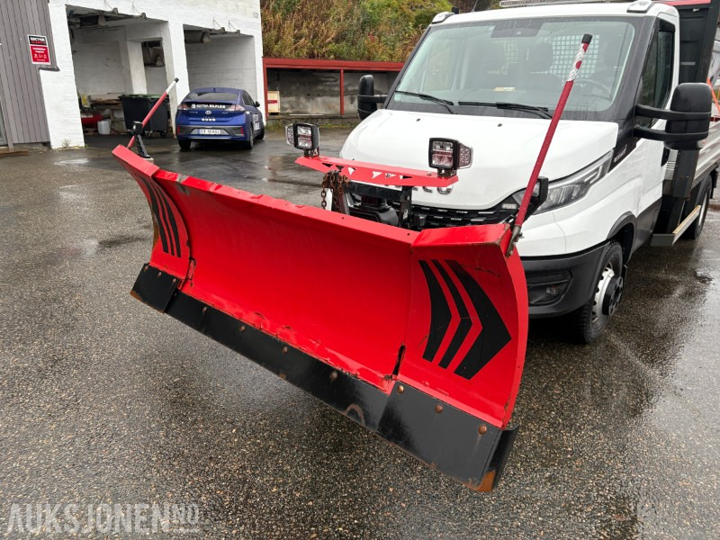 2019 Iveco Daily planbil m/ Hilltip IceStriker og Western Wide-Out brøyteplog - EU godkjent til 04.11.2026 - Bortu kravas automašīna/ Platforma: foto 5 2019 Iveco Daily planbil m/ Hilltip IceStriker og Western Wide-Out brøyteplog - EU godkjent til 04.11.2026 - Bortu kravas automašīna/ Platforma: foto 5