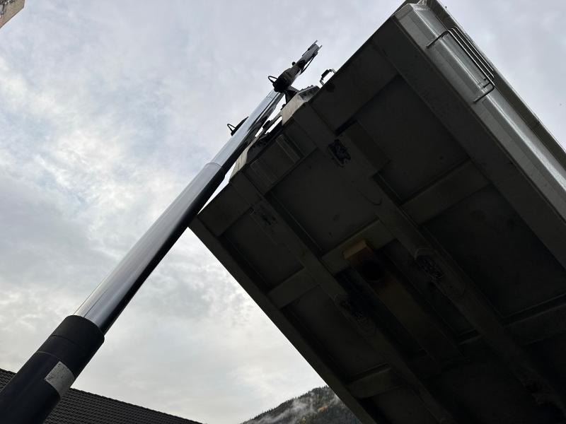 Kravas automašīna pašizgāzējs 2019 Mercedes-Benz Arocs 3258K 8x4 tippbil: foto 17 Kravas automašīna pašizgāzējs 2019 Mercedes-Benz Arocs 3258K 8x4 tippbil: foto 17