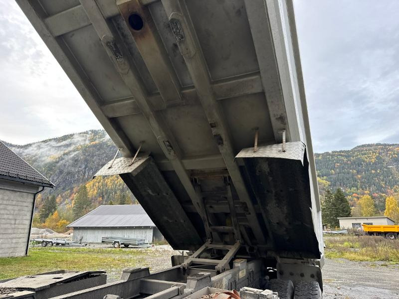 Kravas automašīna pašizgāzējs 2019 Mercedes-Benz Arocs 3258K 8x4 tippbil: foto 18 Kravas automašīna pašizgāzējs 2019 Mercedes-Benz Arocs 3258K 8x4 tippbil: foto 18