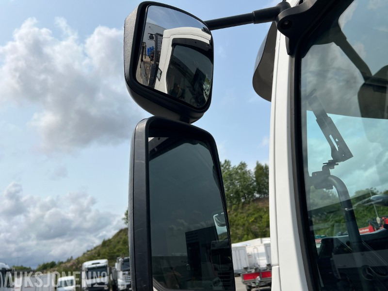 Konteineru vedējs/ Kravas automašīna ar noņemamā virsbūve 2019 Renault D16 4x2 Containerbil med Joab Multilift TL8D: foto 17