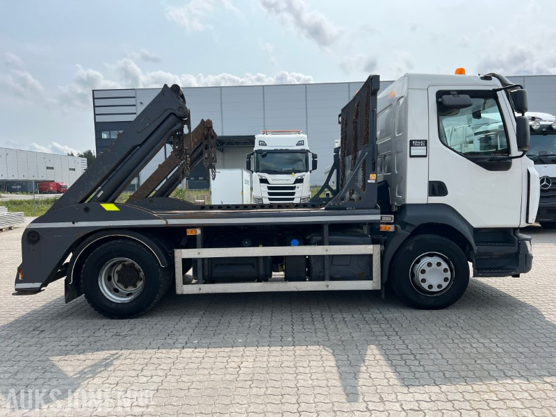 Konteineru vedējs/ Kravas automašīna ar noņemamā virsbūve 2019 Renault D16 4x2 Containerbil med Joab Multilift TL8D: foto 6
