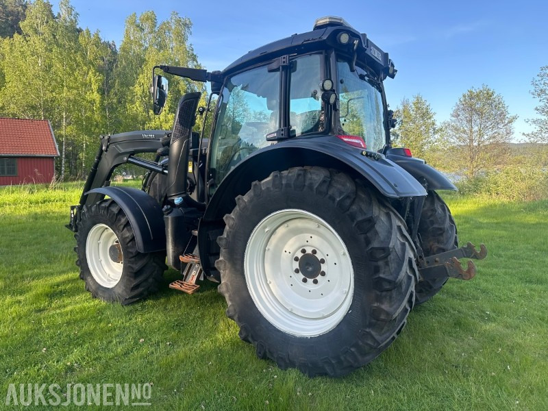 2019 Valtra N174 med frontlaster og mye utstyr - Traktors: foto 4 2019 Valtra N174 med frontlaster og mye utstyr - Traktors: foto 4