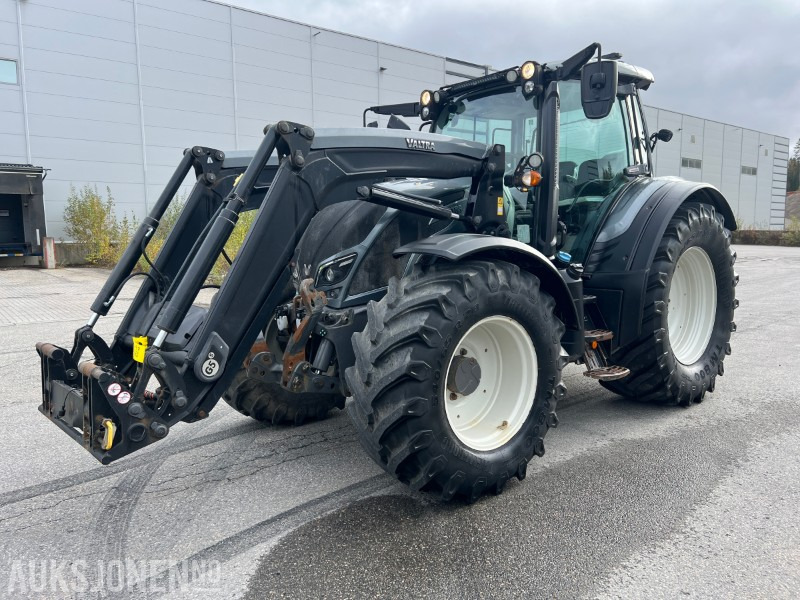 2019 Valtra N174D 1C8 - frontlaster - Traktors: foto 1 2019 Valtra N174D 1C8 - frontlaster - Traktors: foto 1
