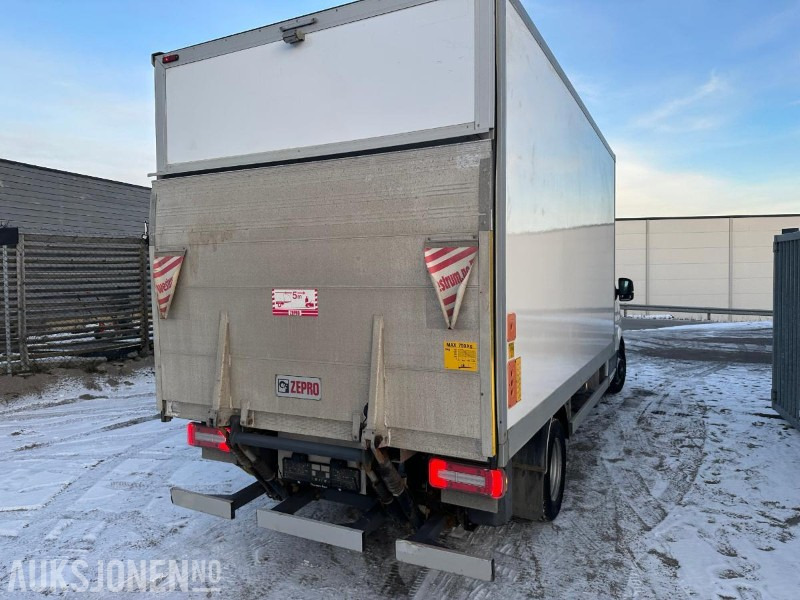 2019 Volkswagen Crafter 2.0 TDI 177HP 50 CHASSIS L4 RWD AUTO, 198000KM - Kravas automašīna ar slēgto virsbūvi: foto 5 2019 Volkswagen Crafter 2.0 TDI 177HP 50 CHASSIS L4 RWD AUTO, 198000KM - Kravas automašīna ar slēgto virsbūvi: foto 5
