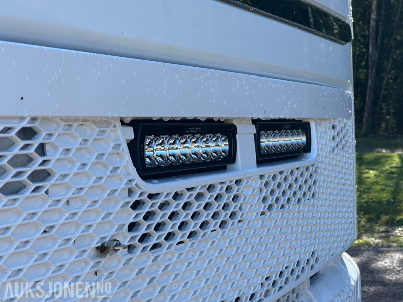 2019 Volvo FH 500 med Krone kapelltralle og dolly – Modulvogntog med full sideåpning - euro 6 - Kravas automašīna ar slēgto virsbūvi: foto 5 2019 Volvo FH 500 med Krone kapelltralle og dolly – Modulvogntog med full sideåpning - euro 6 - Kravas automašīna ar slēgto virsbūvi: foto 5