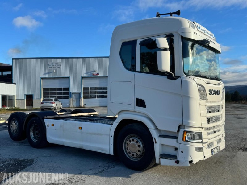 2020 Scania R580 CHASSIS, V8, EURO 6, SVING AKSEL 3, DIESELVARMER, - Šasija kravas automašīna: foto 4 2020 Scania R580 CHASSIS, V8, EURO 6, SVING AKSEL 3, DIESELVARMER, - Šasija kravas automašīna: foto 4