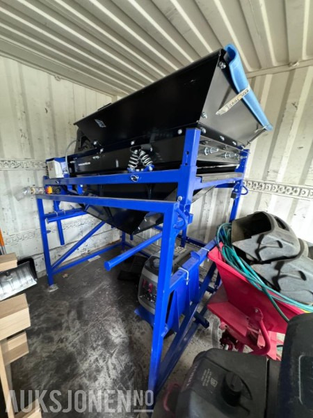 2021 Flexiever - Mini Screener / Soldemaskin / Sikt - Med Briggs & Stratton aggregat - Ubrukt - Sijātājs: foto 2 2021 Flexiever - Mini Screener / Soldemaskin / Sikt - Med Briggs & Stratton aggregat - Ubrukt - Sijātājs: foto 2
