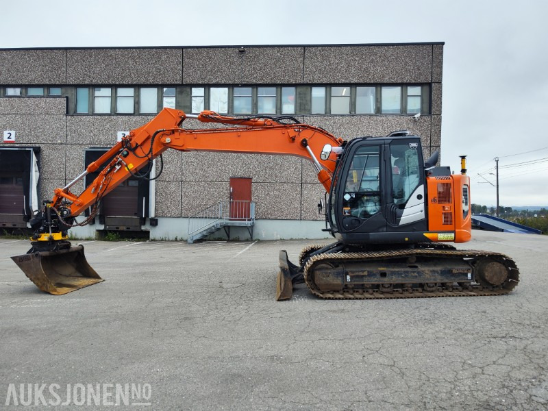 2021 Hitachi ZX135US-6 med 3D maskinstyring, tiltrotator og 3 skuffer - Ekskavators: foto 1 2021 Hitachi ZX135US-6 med 3D maskinstyring, tiltrotator og 3 skuffer - Ekskavators: foto 1