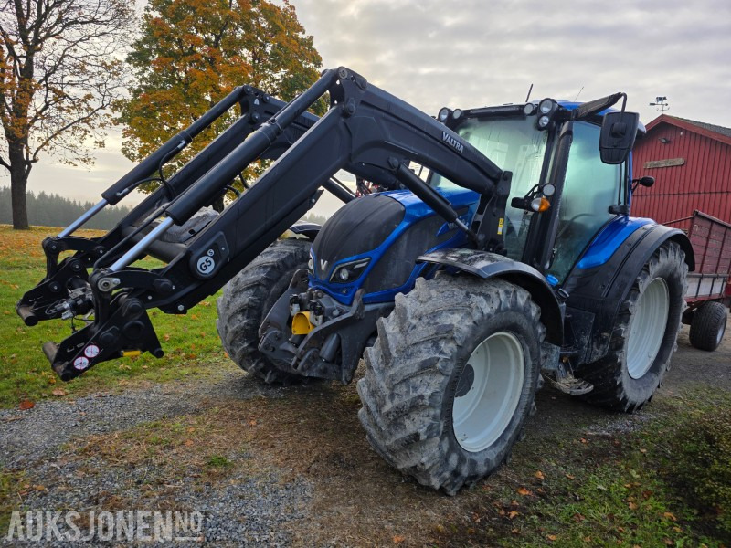 2021 Valtra N174 med lesseapparat - Traktors: foto 1 2021 Valtra N174 med lesseapparat - Traktors: foto 1