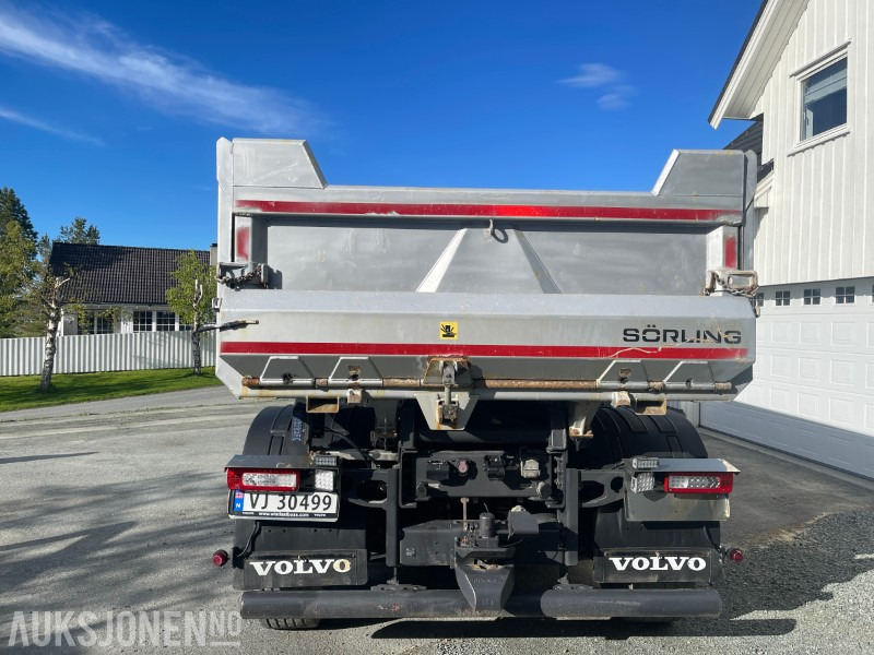 2022 Volvo FH16 750 8x4 Tridem – Gullavtale, Én Eier, EU-godkjent til 15.05.2026 - Kravas automašīna pašizgāzējs: foto 5 2022 Volvo FH16 750 8x4 Tridem – Gullavtale, Én Eier, EU-godkjent til 15.05.2026 - Kravas automašīna pašizgāzējs: foto 5