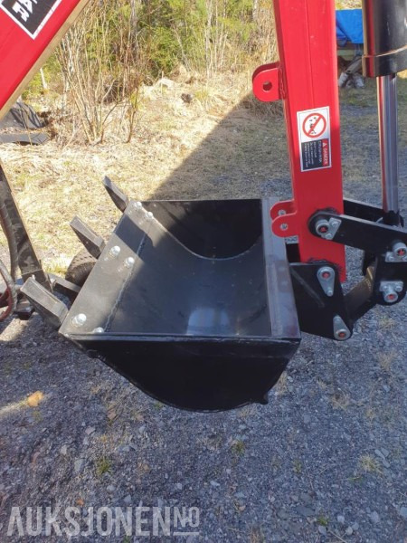 2023 ATV-traktor graver med planeringsskuff, verktøykasse og sikkerhetssele - Mini-ekskavators: foto 5 2023 ATV-traktor graver med planeringsskuff, verktøykasse og sikkerhetssele - Mini-ekskavators: foto 5