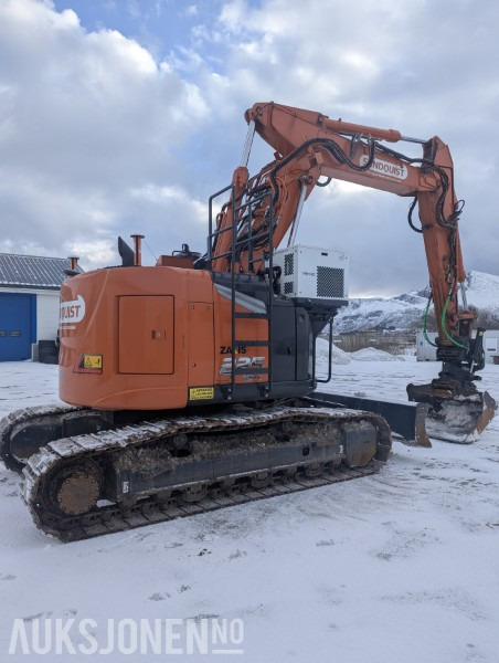 2023 Hitachi ZX225USLC-7 - Montabert CPA, GPS, rototilt, to-delt bom +++ - Ekskavators: foto 5 2023 Hitachi ZX225USLC-7 - Montabert CPA, GPS, rototilt, to-delt bom +++ - Ekskavators: foto 5