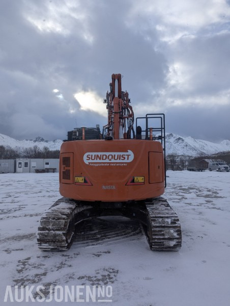 2023 Hitachi ZX225USLC-7 - Montabert CPA, GPS, rototilt, to-delt bom +++ - Ekskavators: foto 4 2023 Hitachi ZX225USLC-7 - Montabert CPA, GPS, rototilt, to-delt bom +++ - Ekskavators: foto 4