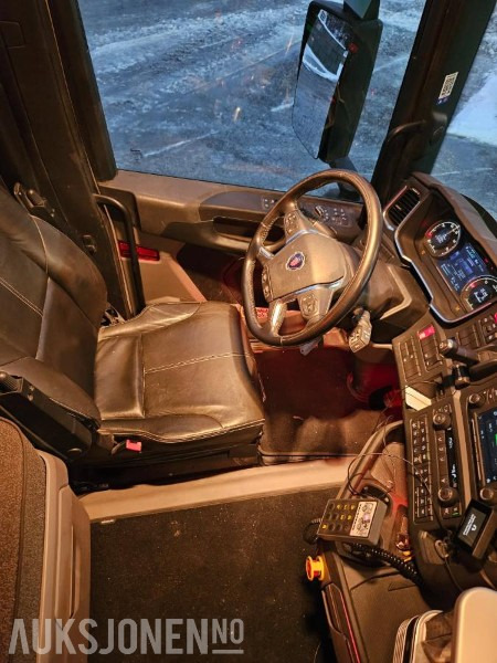 Betonvedējs 2023 Scania R-serie båndbil / 8x2 tridem / 61295 km: foto 11