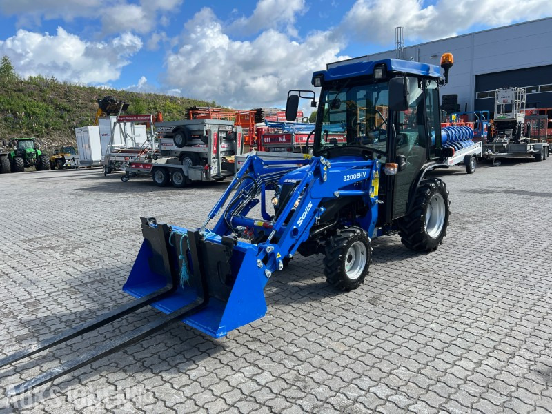 2024 Solis 26 m frontlaster, skuffe pallegaffel - Traktors: foto 1 2024 Solis 26 m frontlaster, skuffe pallegaffel - Traktors: foto 1