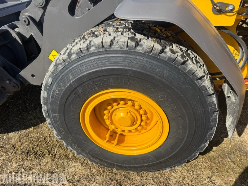 2024 Volvo L70H2 HJULLASTER MED SKUFFE, SETRALSMØRING, VEKT +++KUN 400 TIMER - Riteņu iekrāvējs: foto 5 2024 Volvo L70H2 HJULLASTER MED SKUFFE, SETRALSMØRING, VEKT +++KUN 400 TIMER - Riteņu iekrāvējs: foto 5