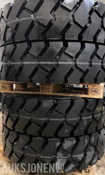 4 stk nye Michelin 14.00 R24 hjullaster-/anleggs-hjul - dekk med felg - ny gummibane - Celtniecības maisītājs: foto 1 4 stk nye Michelin 14.00 R24 hjullaster-/anleggs-hjul - dekk med felg - ny gummibane - Celtniecības maisītājs: foto 1