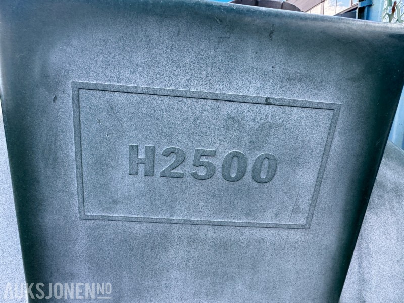 Celtniecības maisītājs Dieseltank 2500 liter med 230 volt pumpe: foto 7