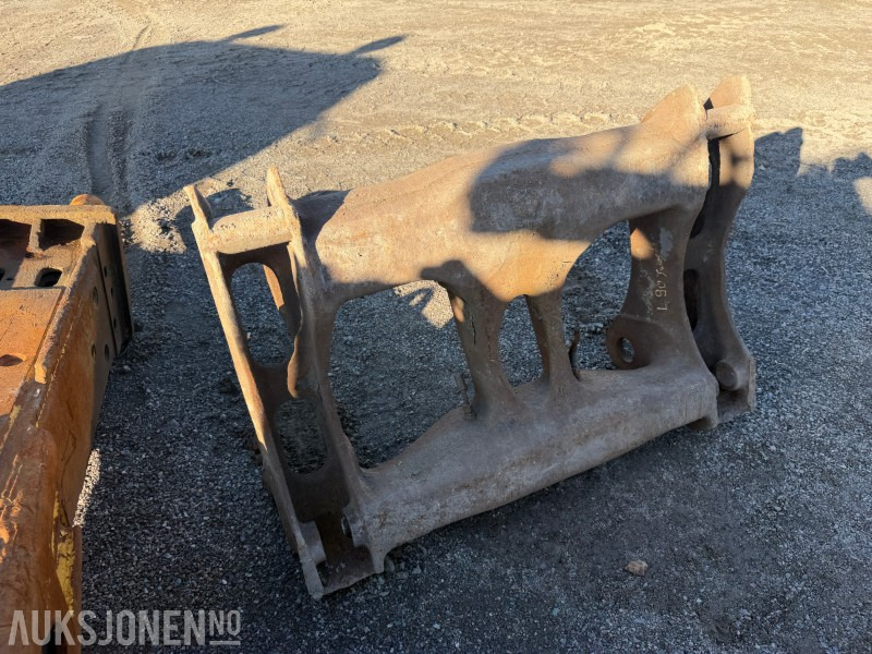 Hydraulisk Hurtigfeste til Volvo L90 - Celtniecības maisītājs: foto 5 Hydraulisk Hurtigfeste til Volvo L90 - Celtniecības maisītājs: foto 5