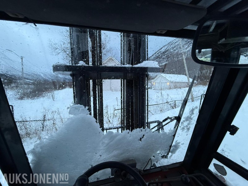 Iekraušanas tehnika 2003 Nissan VF05H70U Motvektstruck - 7 Tonn løftevekt - Nye batteri - 9578T: foto 12