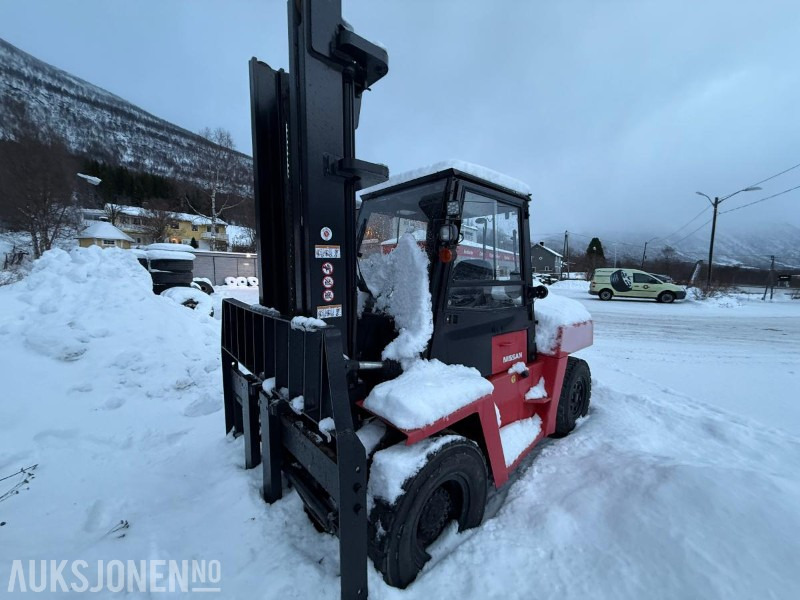 2003 Nissan VF05H70U Motvektstruck - 7 Tonn løftevekt - Nye batteri - 9578T - Iekraušanas tehnika: foto 1 2003 Nissan VF05H70U Motvektstruck - 7 Tonn løftevekt - Nye batteri - 9578T - Iekraušanas tehnika: foto 1