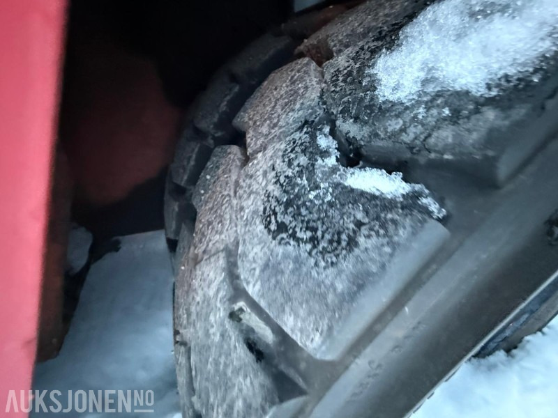 Iekraušanas tehnika 2003 Nissan VF05H70U Motvektstruck - 7 Tonn løftevekt - Nye batteri - 9578T: foto 18