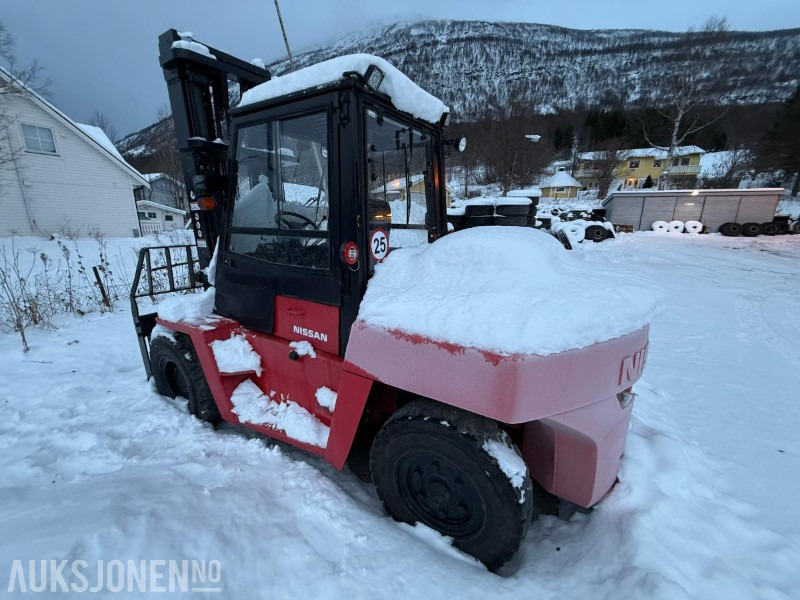 Iekraušanas tehnika 2003 Nissan VF05H70U Motvektstruck - 7 Tonn løftevekt - Nye batteri - 9578T: foto 13