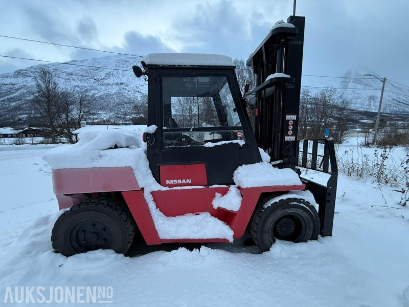 2003 Nissan VF05H70U Motvektstruck - 7 Tonn løftevekt - Nye batteri - 9578T - Iekraušanas tehnika: foto 2 2003 Nissan VF05H70U Motvektstruck - 7 Tonn løftevekt - Nye batteri - 9578T - Iekraušanas tehnika: foto 2