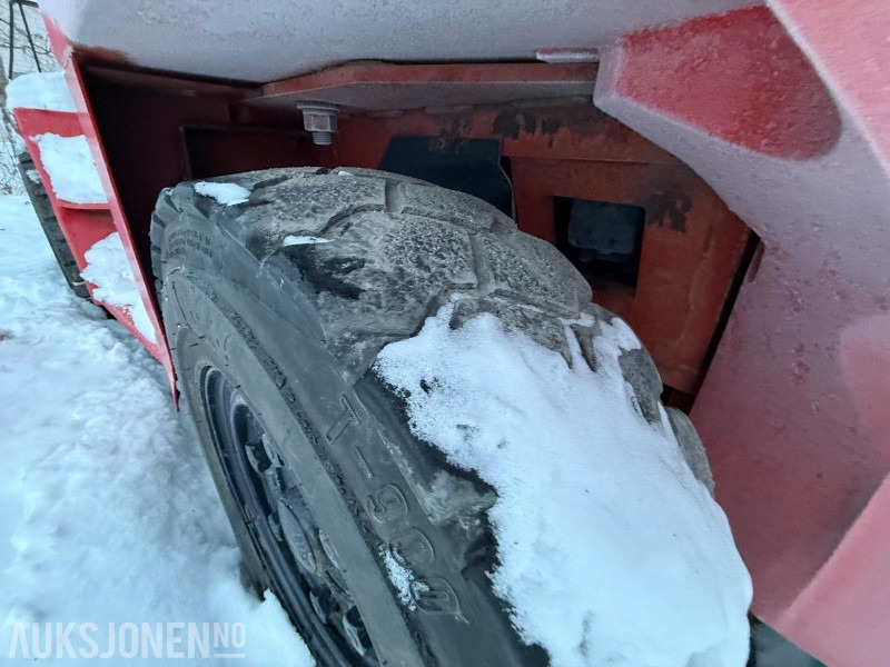 Iekraušanas tehnika 2003 Nissan VF05H70U Motvektstruck - 7 Tonn løftevekt - Nye batteri - 9578T: foto 15