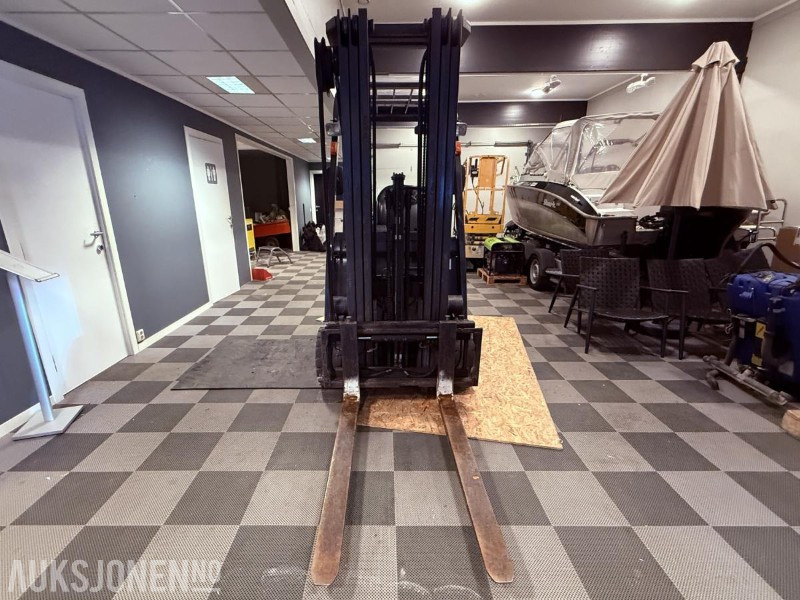 2009 Nissan G1N1L20 Truck - Maks 5,15 m og 2000 kg - Iekraušanas tehnika: foto 2 2009 Nissan G1N1L20 Truck - Maks 5,15 m og 2000 kg - Iekraušanas tehnika: foto 2