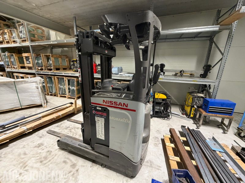 2013 Nissan UND140 Skyvemasttruck - 4,8m med batterilader - Iekraušanas tehnika: foto 5 2013 Nissan UND140 Skyvemasttruck - 4,8m med batterilader - Iekraušanas tehnika: foto 5