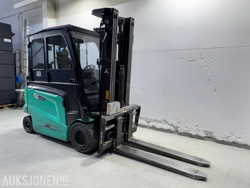 2019 Mitsubishi FB35N – Elektrisk 4-hjuls motvektstruck - Sertifisert til FEB 2026 - Iekraušanas tehnika: foto 5 2019 Mitsubishi FB35N – Elektrisk 4-hjuls motvektstruck - Sertifisert til FEB 2026 - Iekraušanas tehnika: foto 5