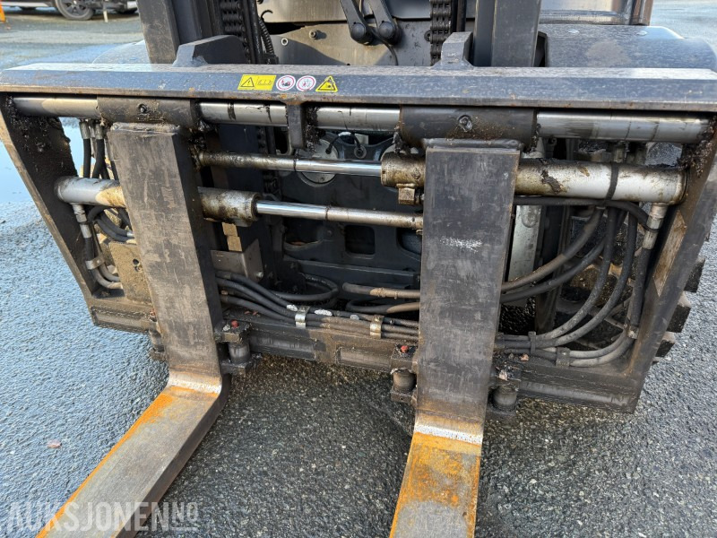 Iekraušanas tehnika 2024 Linde H20/600D - Kraftig, moderne og effektiv dieseltruck - KUN 1138 TIMER: foto 10 Iekraušanas tehnika 2024 Linde H20/600D - Kraftig, moderne og effektiv dieseltruck - KUN 1138 TIMER: foto 10