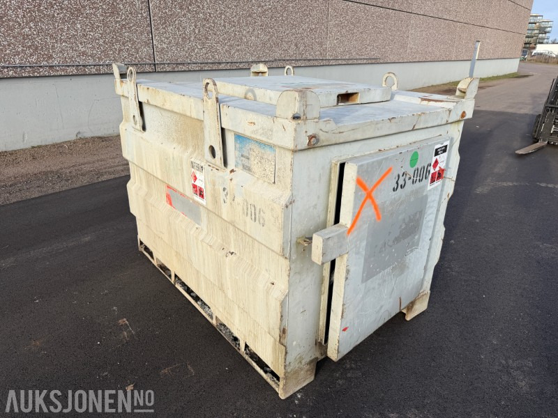 KN dieseltank 1000L med pumpe, filter, slange og pistol - Celtniecības maisītājs: foto 2 KN dieseltank 1000L med pumpe, filter, slange og pistol - Celtniecības maisītājs: foto 2