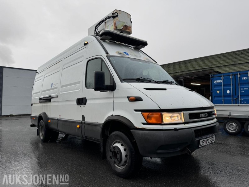 2005 Iveco Daily, Liftbil - UniJet - HPT 65C15, 230.604 km - Nifty lift - VM 140 med personkorg - Sertifisert lift til juni 2026 - Komunālā/ Specializētā tehnika: foto 3 2005 Iveco Daily, Liftbil - UniJet - HPT 65C15, 230.604 km - Nifty lift - VM 140 med personkorg - Sertifisert lift til juni 2026 - Komunālā/ Specializētā tehnika: foto 3