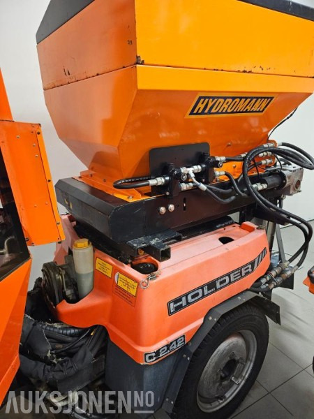 Komunālā/ Specializētā tehnika 2007 Holder C2.42 Minitraktor/Redskapsbærer - V-Plog - Fres - Feiemaskin - Strøer - 3764T: foto 42 Komunālā/ Specializētā tehnika 2007 Holder C2.42 Minitraktor/Redskapsbærer - V-Plog - Fres - Feiemaskin - Strøer - 3764T: foto 42