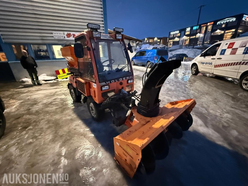 Komunālā/ Specializētā tehnika 2007 Holder C2.42 Minitraktor/Redskapsbærer - V-Plog - Fres - Feiemaskin - Strøer - 3764T: foto 10 Komunālā/ Specializētā tehnika 2007 Holder C2.42 Minitraktor/Redskapsbærer - V-Plog - Fres - Feiemaskin - Strøer - 3764T: foto 10