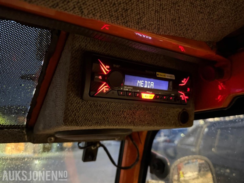 Komunālā/ Specializētā tehnika 2007 Holder C2.42 Minitraktor/Redskapsbærer - V-Plog - Fres - Feiemaskin - Strøer - 3764T: foto 19 Komunālā/ Specializētā tehnika 2007 Holder C2.42 Minitraktor/Redskapsbærer - V-Plog - Fres - Feiemaskin - Strøer - 3764T: foto 19