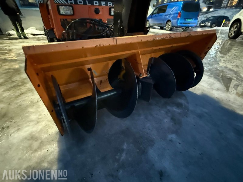 Komunālā/ Specializētā tehnika 2007 Holder C2.42 Minitraktor/Redskapsbærer - V-Plog - Fres - Feiemaskin - Strøer - 3764T: foto 11 Komunālā/ Specializētā tehnika 2007 Holder C2.42 Minitraktor/Redskapsbærer - V-Plog - Fres - Feiemaskin - Strøer - 3764T: foto 11