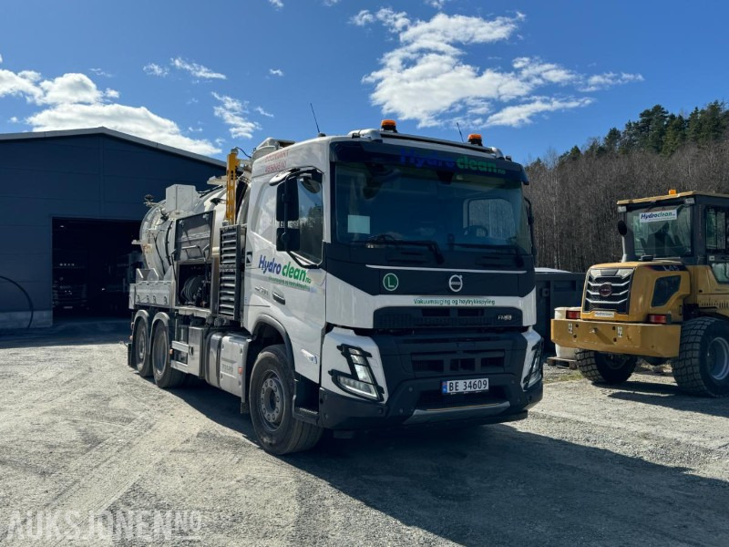 2024 VOLVO FMX500 - KOMPLETT VAKUUM/SPYLEBIL – NESTEN NY - 1154 KM - Komunālā/ Specializētā tehnika: foto 3 2024 VOLVO FMX500 - KOMPLETT VAKUUM/SPYLEBIL – NESTEN NY - 1154 KM - Komunālā/ Specializētā tehnika: foto 3
