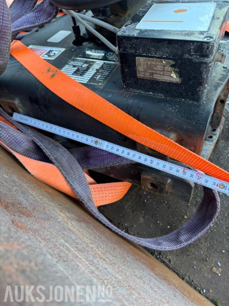 Kranbil Vinsj - ingen minstepris - Celtnis: foto 3 Kranbil Vinsj - ingen minstepris - Celtnis: foto 3